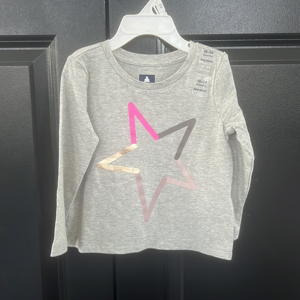Gap playtime favorites long sleeve tshirt size 18-24 months. NWT